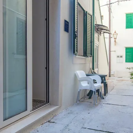 Porat Vela Apartment Podgora