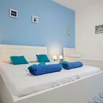 Porat Vela Апартаменты *